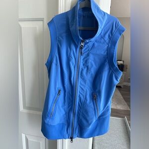 Zella zip up vest. Lightweight/packable. Size small. Periwinkle blue. NWOT